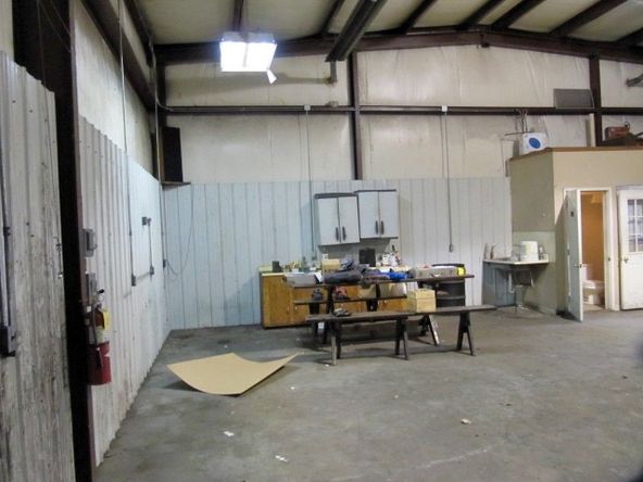 110 W Oak St, Benld, IL 62009